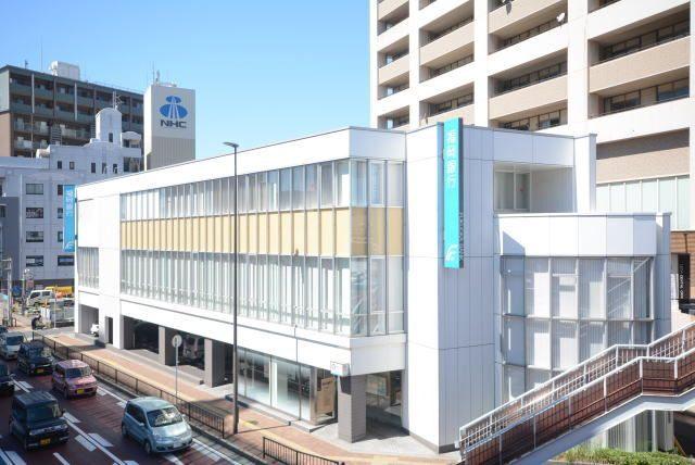 福岡銀行三萩野支店：149m