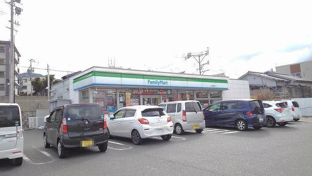 ファミリーマート小倉上富野店：495m