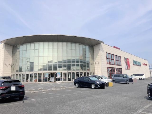マナベインテリアハーツ小倉北店：1006m