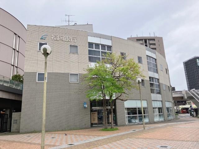 福岡銀行戸畑支店：302m