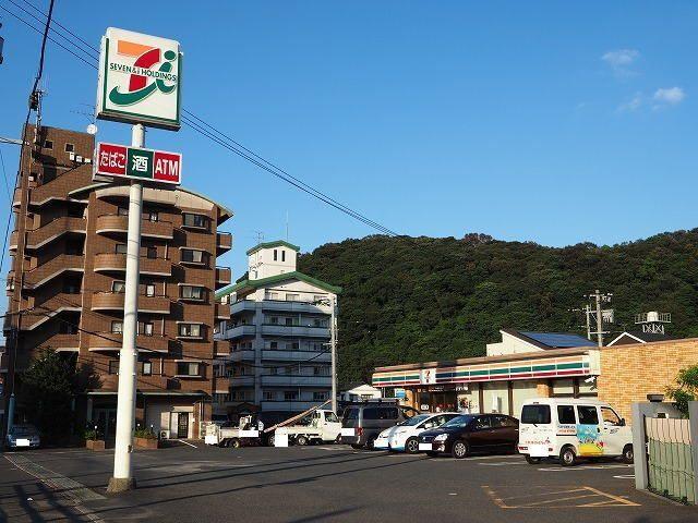 セブンイレブン小倉長行東1丁目店：333m