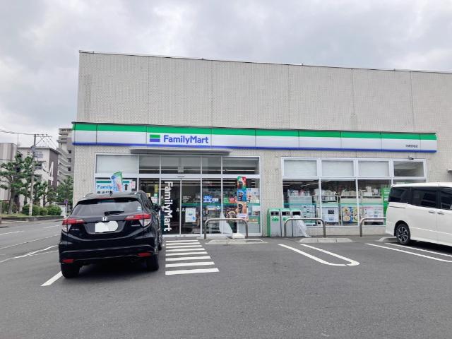 ファミリーマート志徳団地店：759m
