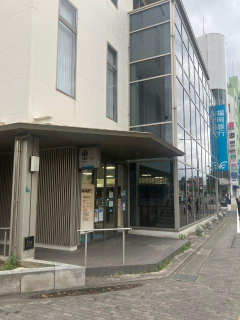 福岡銀行門司駅前支店：902m