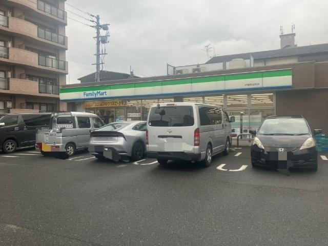ファミリーマート戸畑明治町店：152m