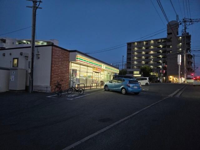 セブンイレブン福岡原田2丁目店：341m