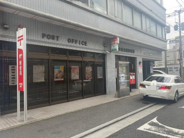 小倉白銀郵便局：752m