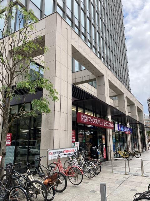 マックスバリュエクスプレス博多祇園店：465m