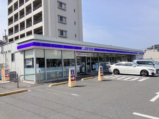 ローソン小倉中井四丁目店：614m