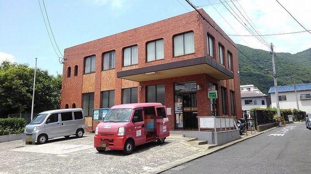 湯川郵便局：659m