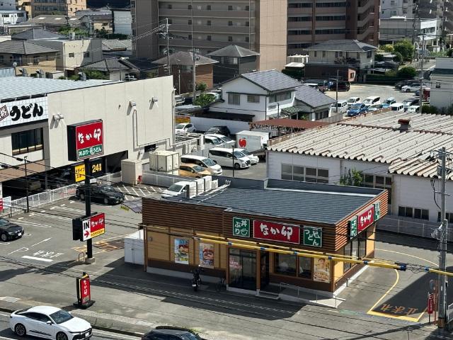 なか卯福岡半道橋店：337m
