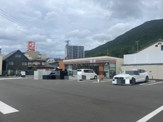 セブンイレブン門司高田2丁目店：366m