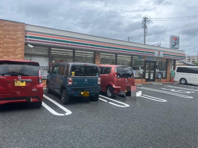 セブンイレブン門司稲積店：210m