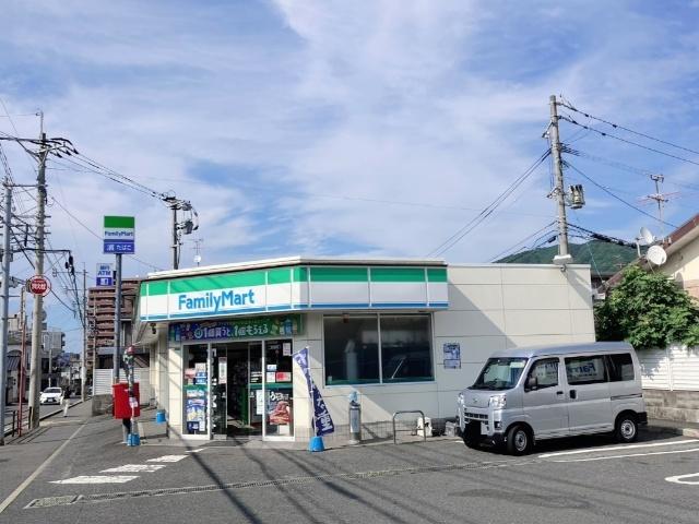 ファミリーマート小倉重住二丁目店：386m