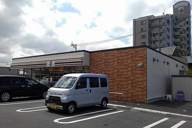 セブンイレブン門司小森江店：507m