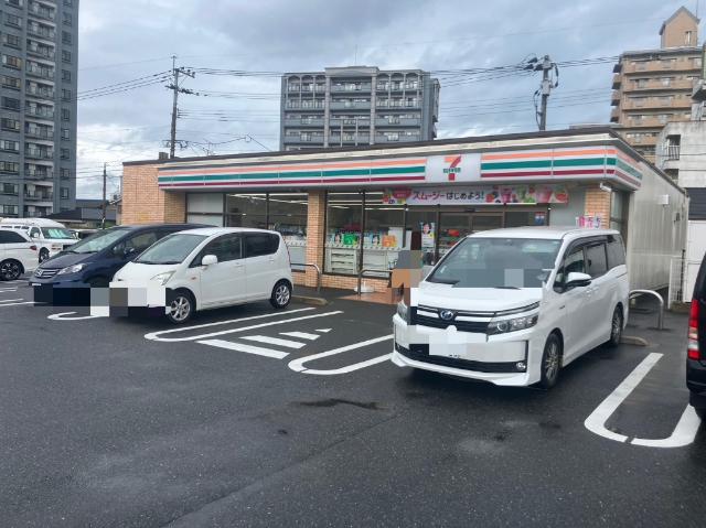 セブンイレブン戸畑中原西1丁目店：60m