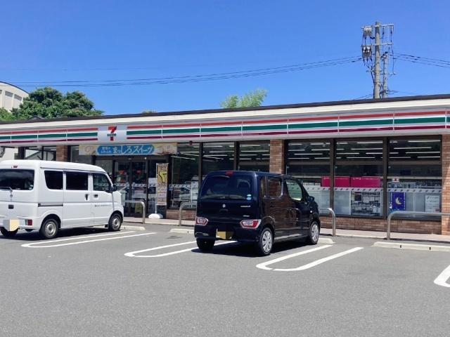 セブンイレブン門司吉志1丁目店：662m