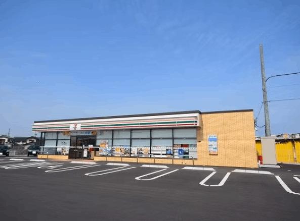 セブンイレブン行橋北泉店：1132m