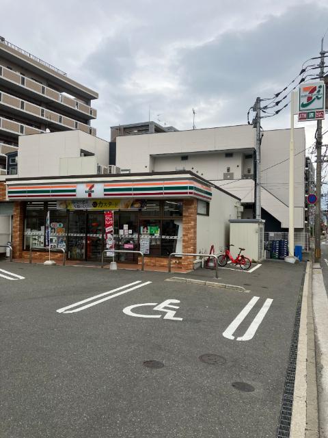 セブンイレブン福岡大楠1丁目店：430m