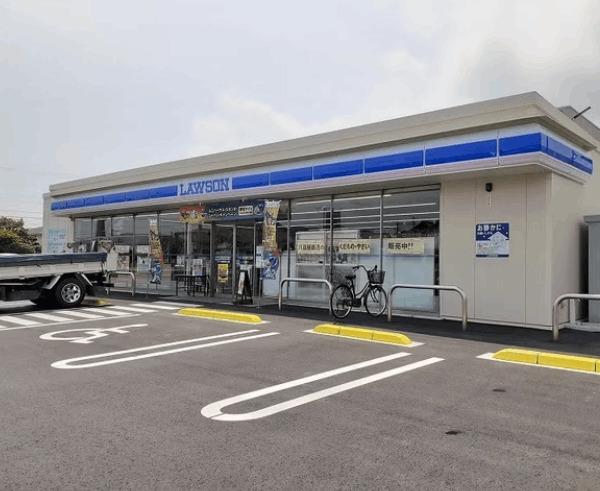 ローソン小倉中曽根五丁目店：785m