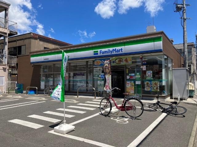 ファミリーマート小倉宇佐町店：657m