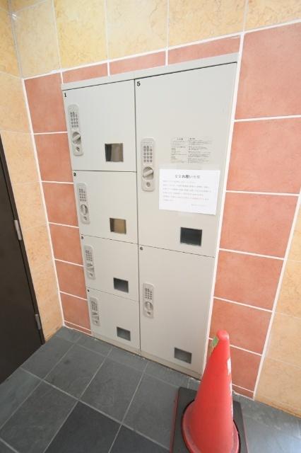 アヴィニール竪町 ロビー