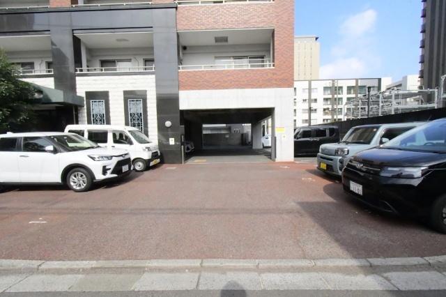 ジュピター 駐車場