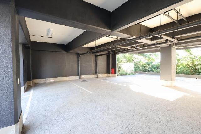 大里中町ハイツ 駐車場