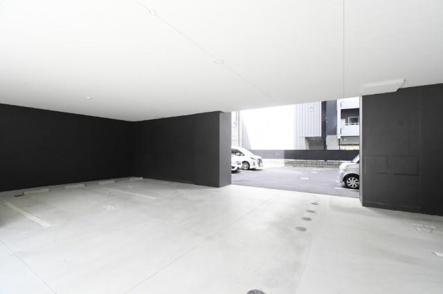 LEGEND紺屋町 駐車場