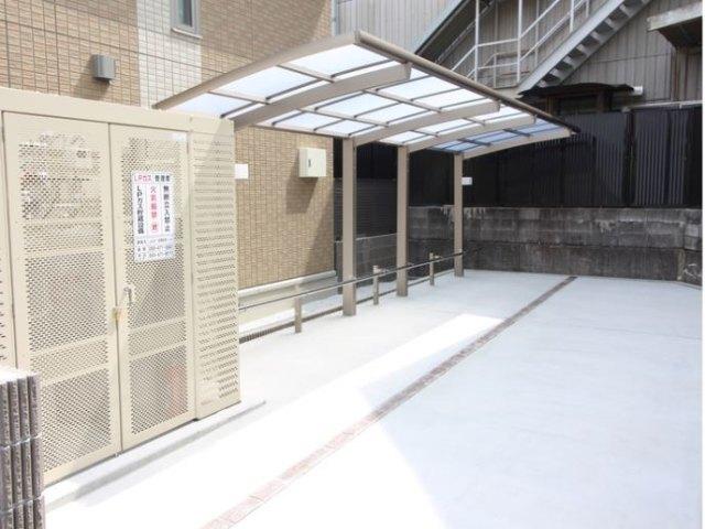 北九州市小倉南区蒲生アパート エントランス