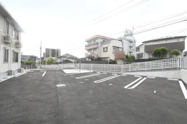 アザレア熊本 駐車場