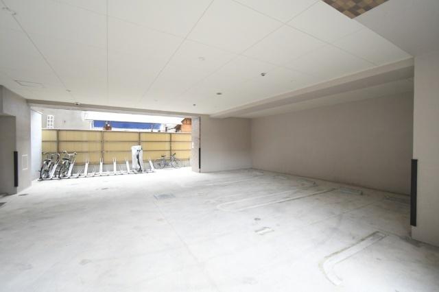 リンデンバウム京町 駐車場