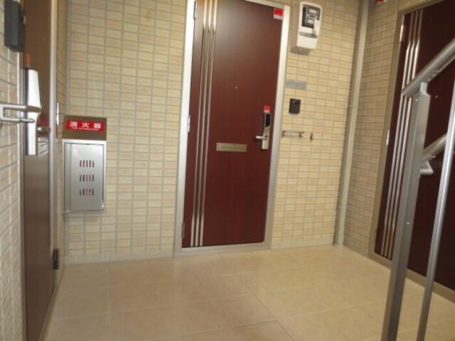 北九州市小倉北区大田町アパート エントランス