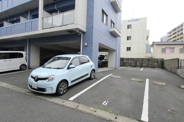 アンレーヴ門司駅前 駐車場