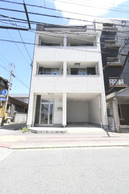 スタンダード九工大前ビル その他