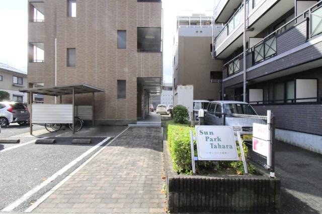 北九州市小倉南区田原新町マンション エントランス