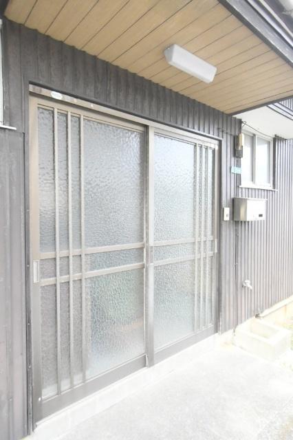 守恒２丁目長屋/右 ロビー