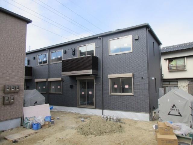 伊賀駅より徒歩20分 新築 2階建の賃貸物件
