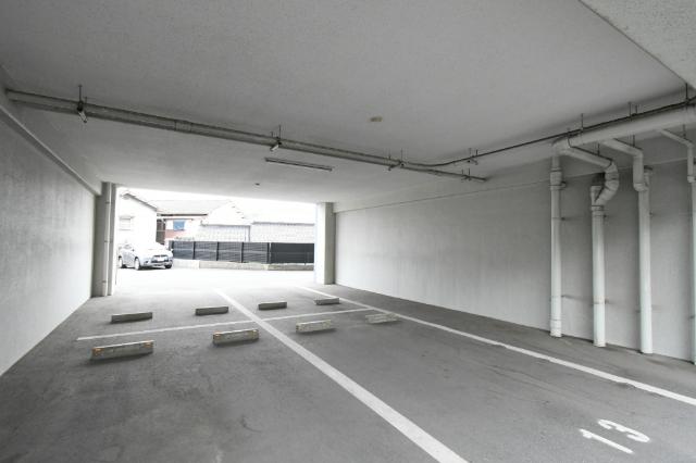 Ｓ・Ｅ天籟寺マンション 駐車場