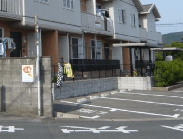 エーデルハイムCHIYO 駐車場
