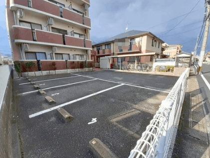 嵐山パレス 駐車場