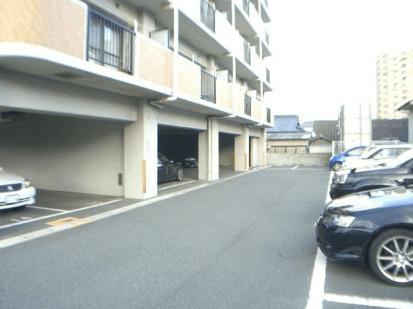 アイレックス 駐車場