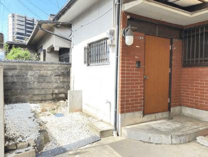 神幸町戸建 エントランス
