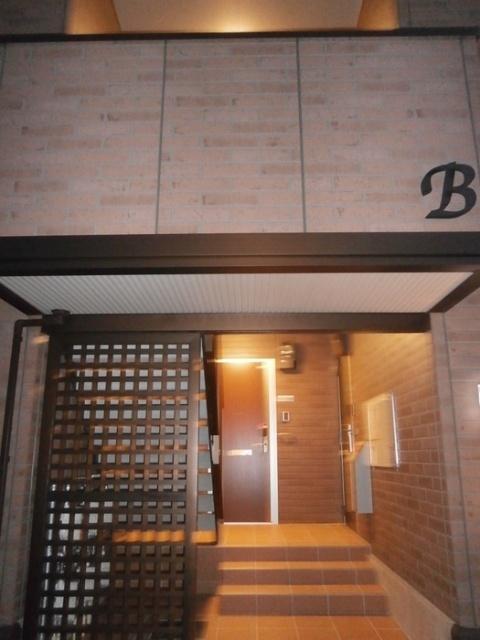 北九州市小倉南区北方アパート エントランス