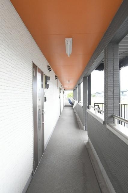 R's Residence愛宕 エントランス