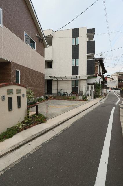 Ameri　HAKATA（202） 外観