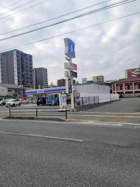 ローソン福岡馬出五丁目店：269m