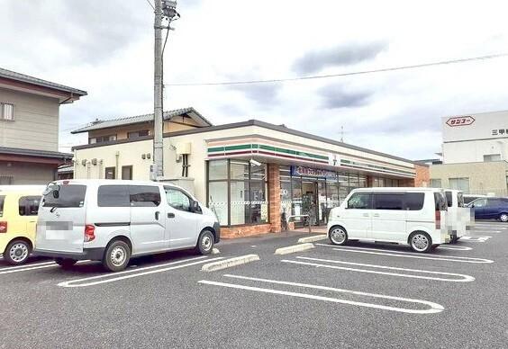 セブンイレブン小倉横代店：354m