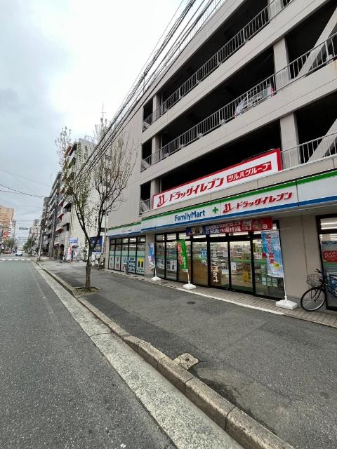 ファミリーマートドラッグイレブン神屋町店：553m