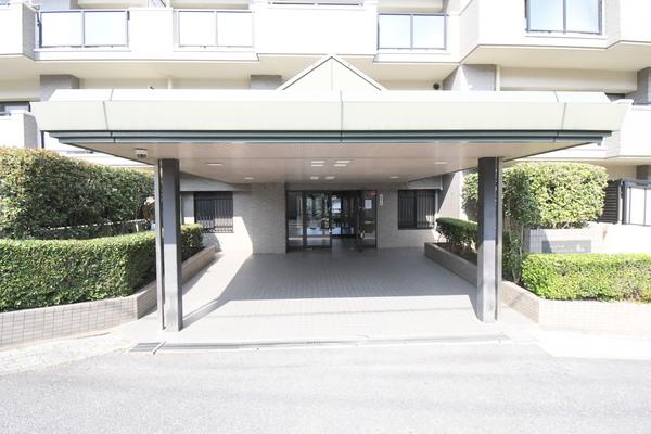 ライフプラザ東山 ロビー