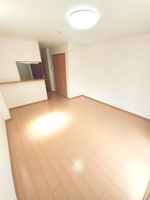サンヴァリエ福（104） 室内